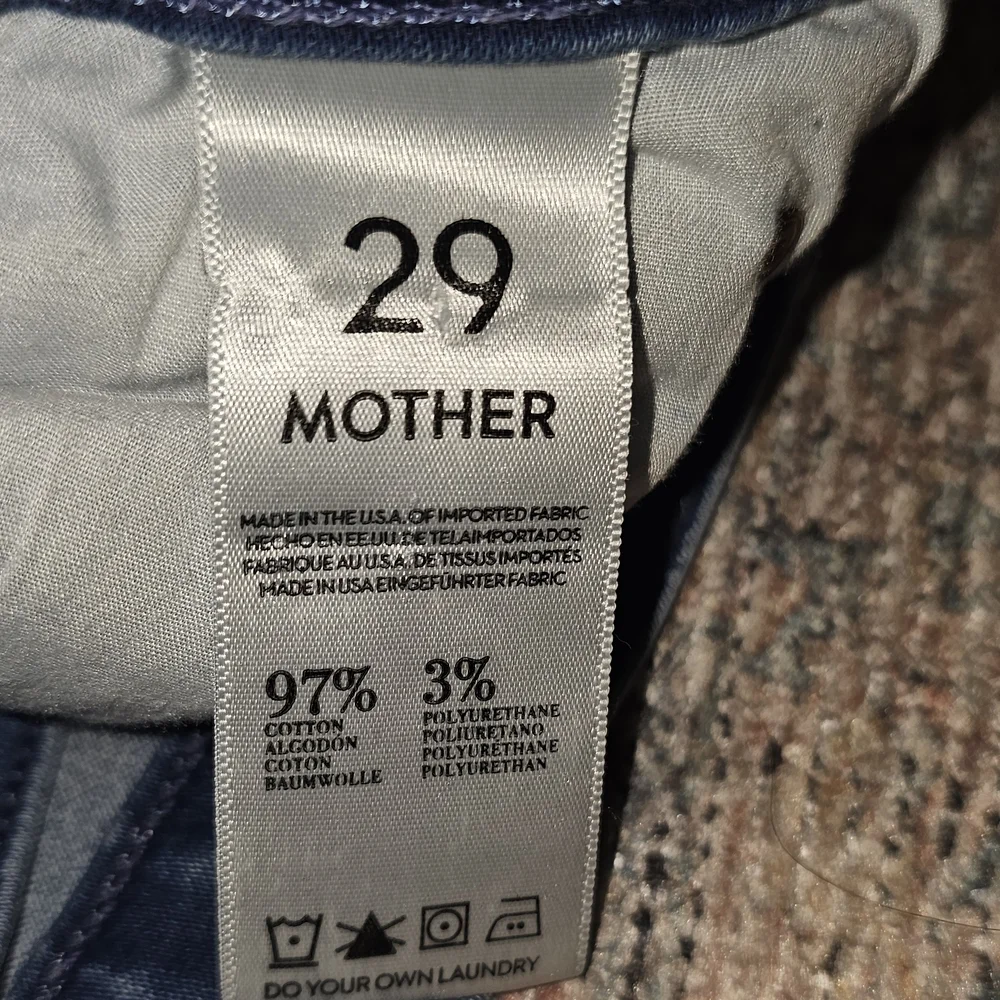 MOTHER Dark Blue Flare Jeans Size 29 - Picture 5 of 6